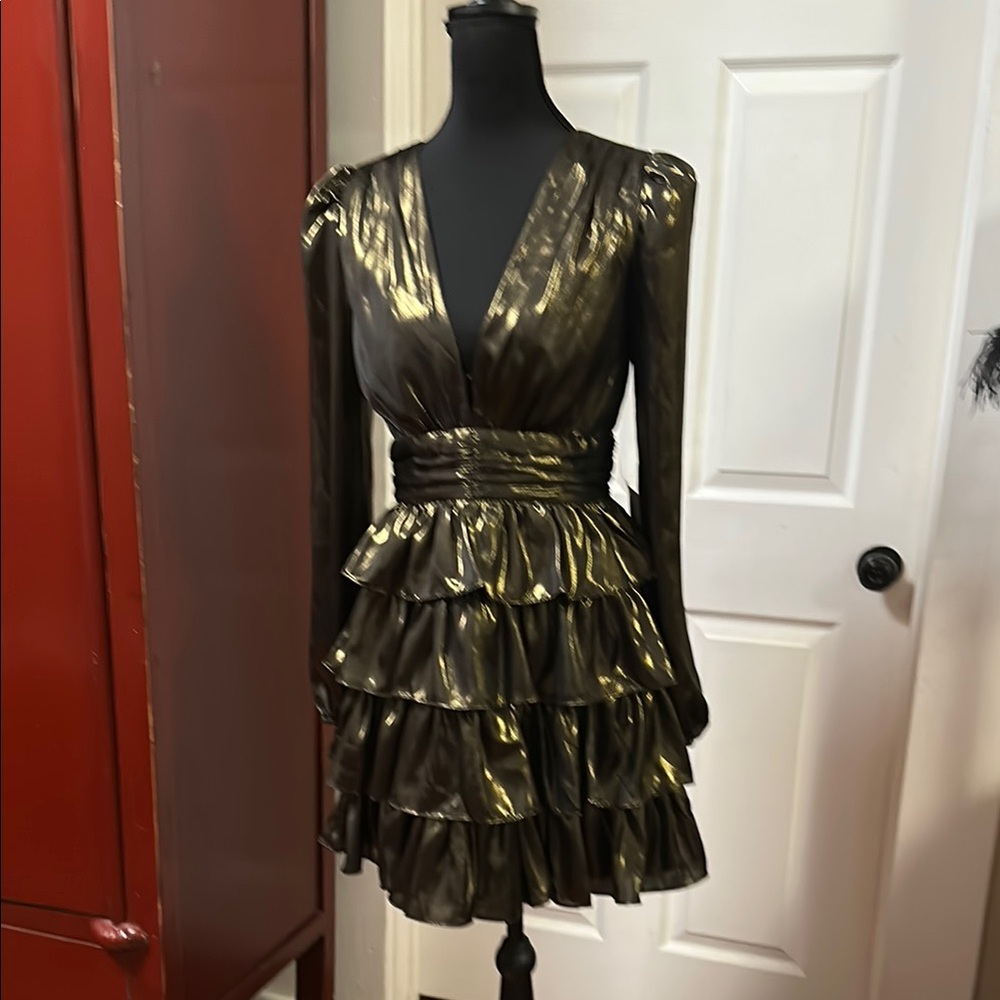 BRAND NEW Charles Henry 
Gold Fit and Flare Cocktail Dress with Bishop Sleeves